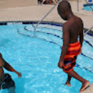 Meet your Posher, Pamela